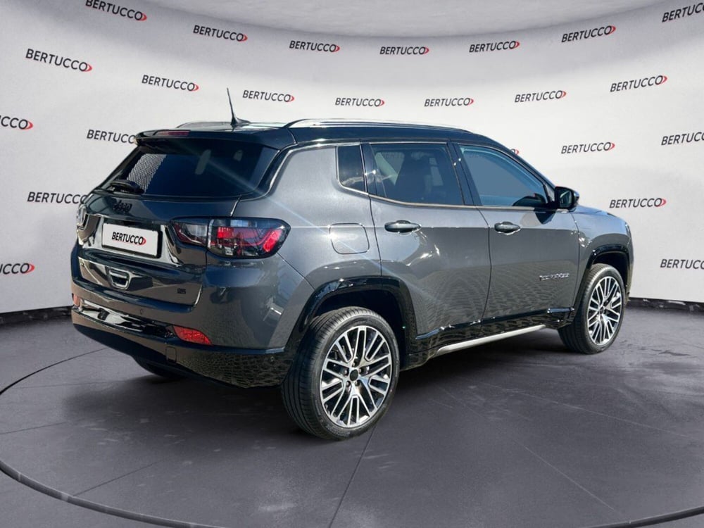 Jeep Compass nuova a Verona (3)