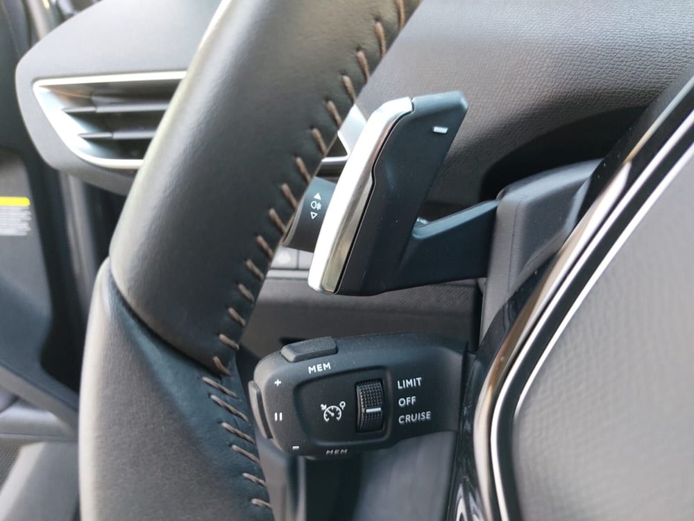 Peugeot 3008 usata a Pavia (11)