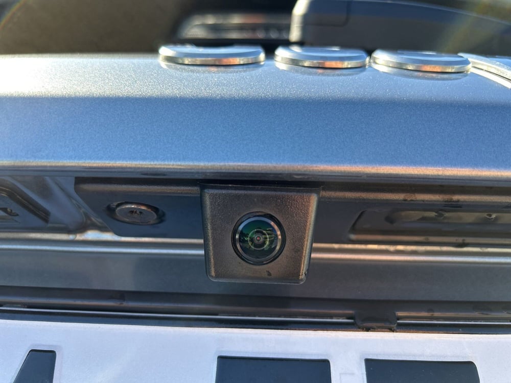 Jeep Avenger nuova a Roma (11)