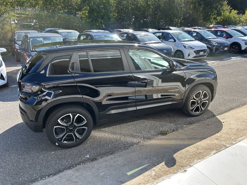 Jeep Avenger nuova a Roma (6)