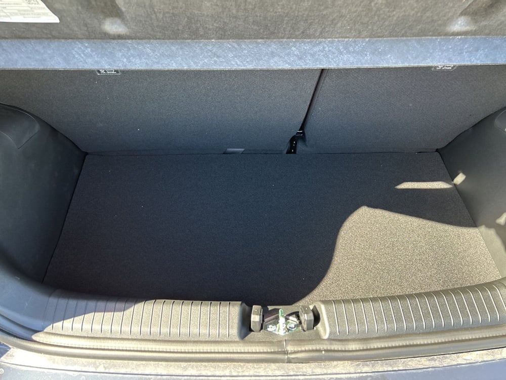 Hyundai i10 nuova a Roma (10)