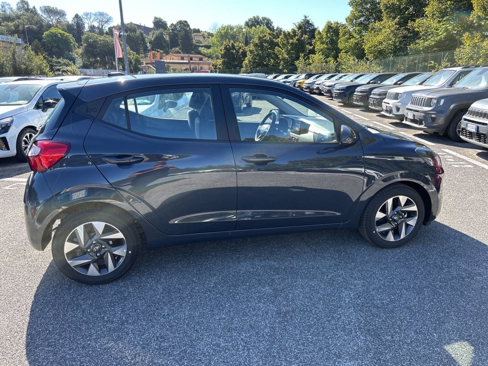 Hyundai i10 nuova a Roma (6)