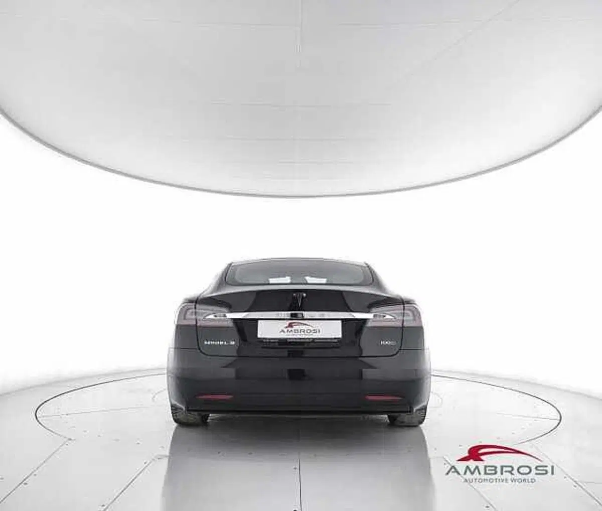 Tesla Model S usata a Perugia (6)