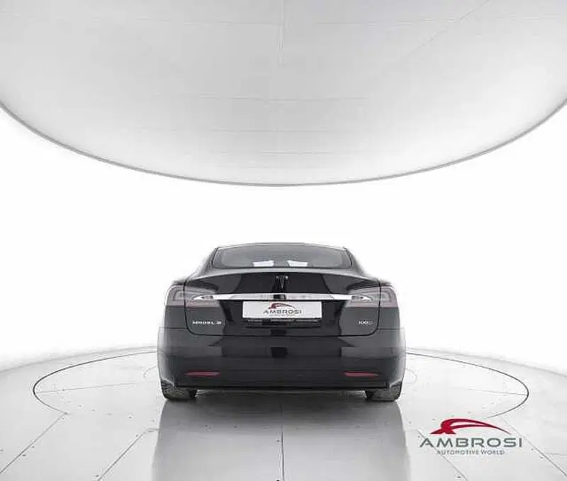Tesla Model S usata a Perugia (6)