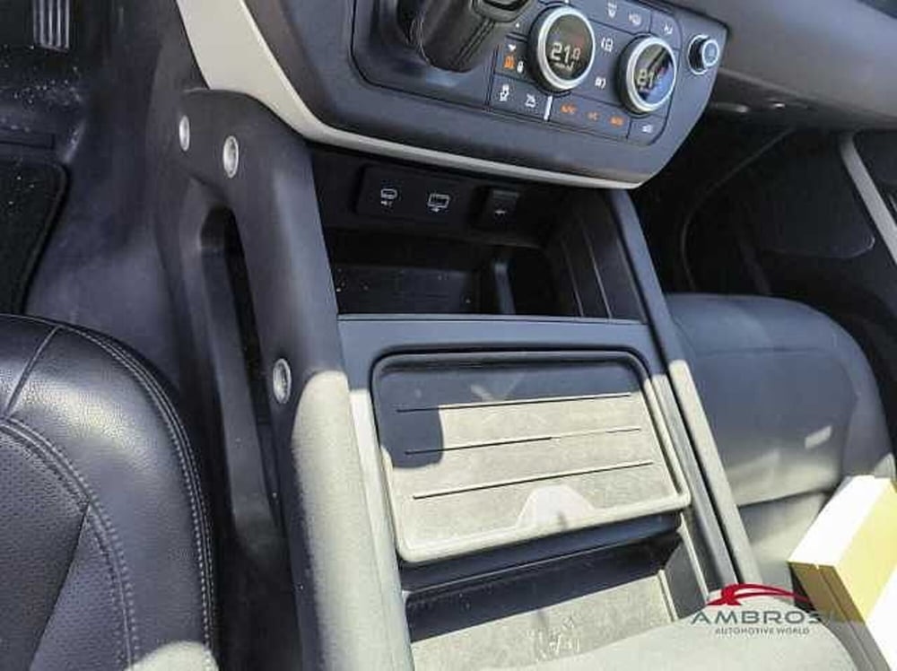 Land Rover Defender usata a Perugia (14)