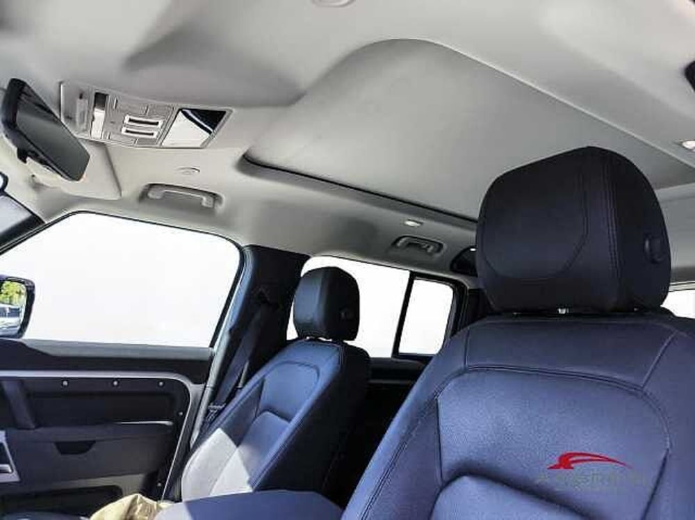 Land Rover Defender usata a Perugia (18)