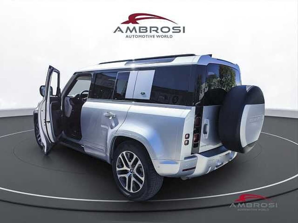 Land Rover Defender usata a Perugia (4)
