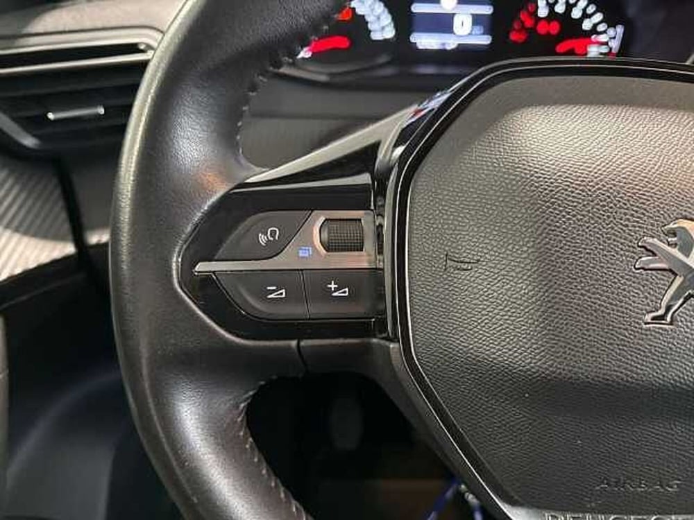 Peugeot 2008 usata a Napoli (13)