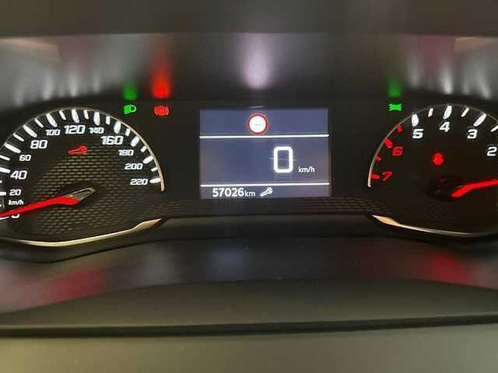 Peugeot 2008 usata a Napoli (3)