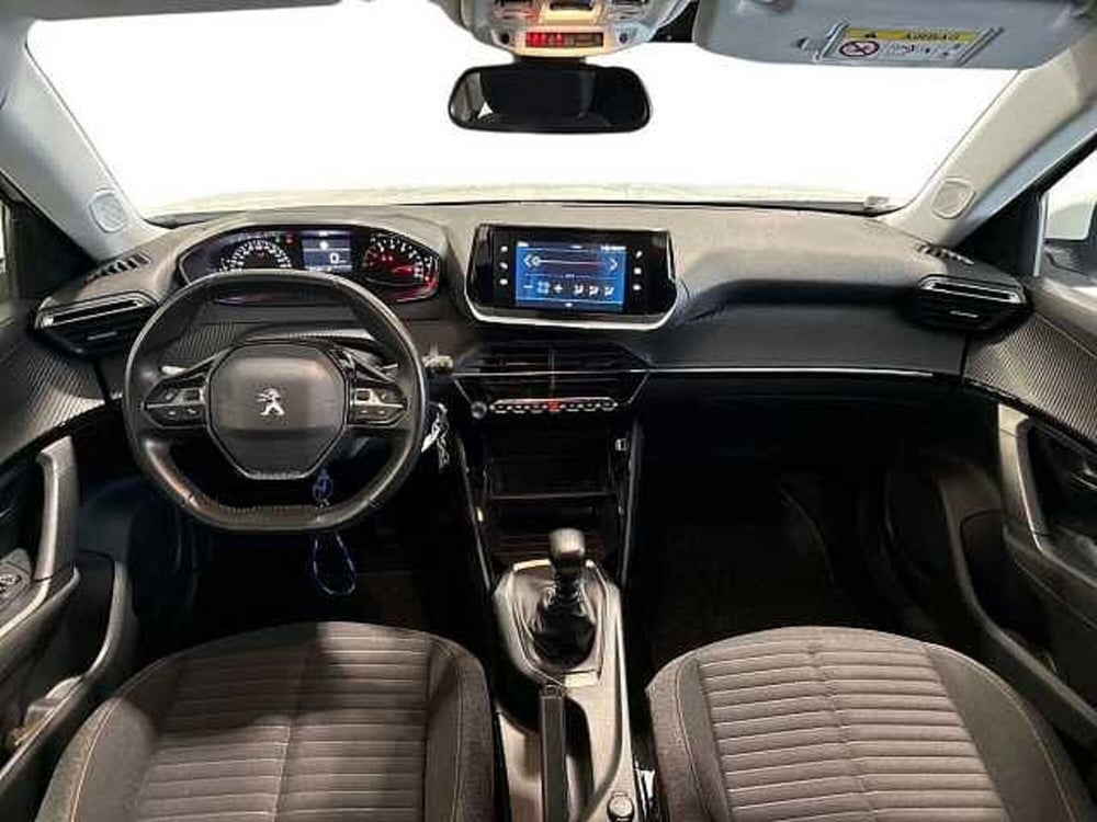Peugeot 2008 usata a Napoli (6)