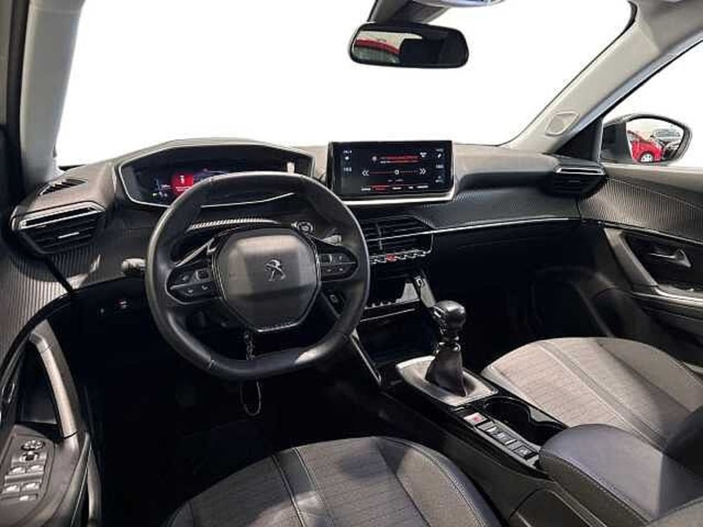 Peugeot 2008 usata a Napoli (11)