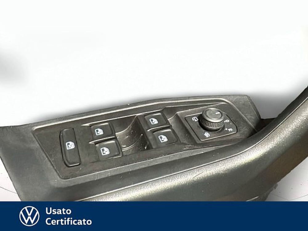 Volkswagen T-Roc usata a Vicenza (14)
