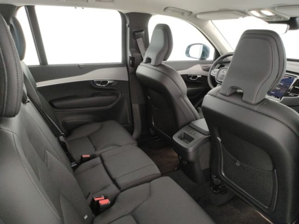 Volvo XC90 nuova a Modena (10)