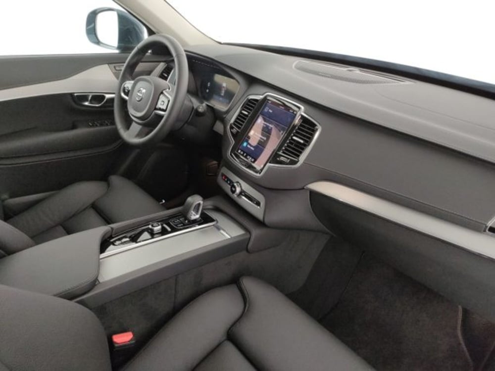 Volvo XC90 nuova a Modena (12)