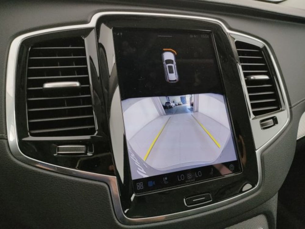 Volvo XC90 nuova a Modena (16)