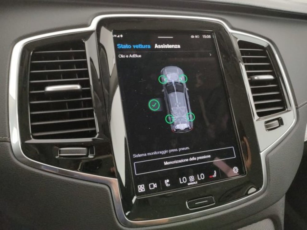 Volvo XC90 nuova a Modena (18)