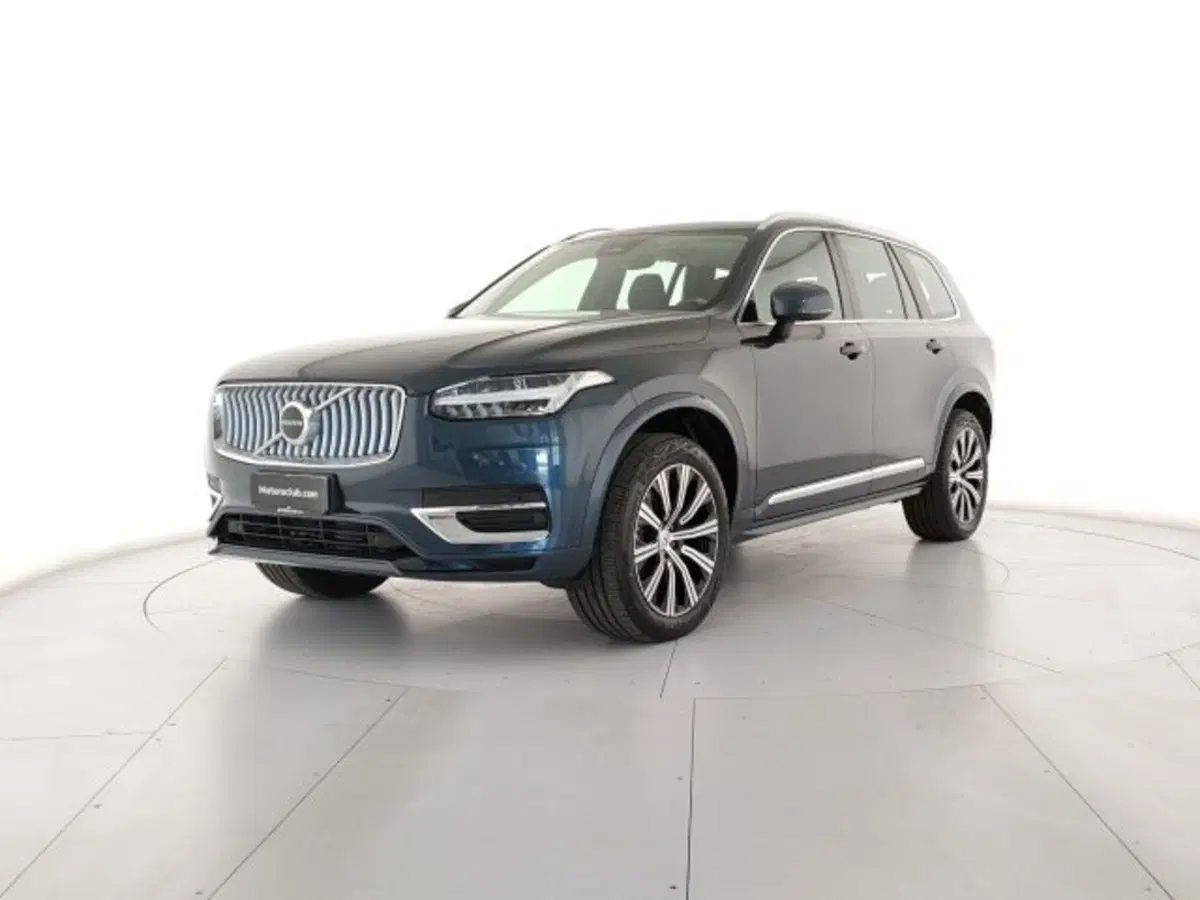 Volvo XC90 nuova a Modena (2)