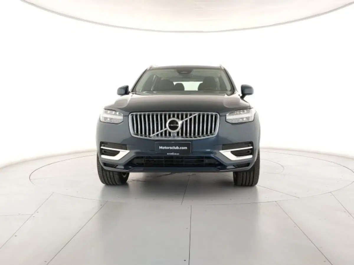 Volvo XC90 nuova a Modena (7)