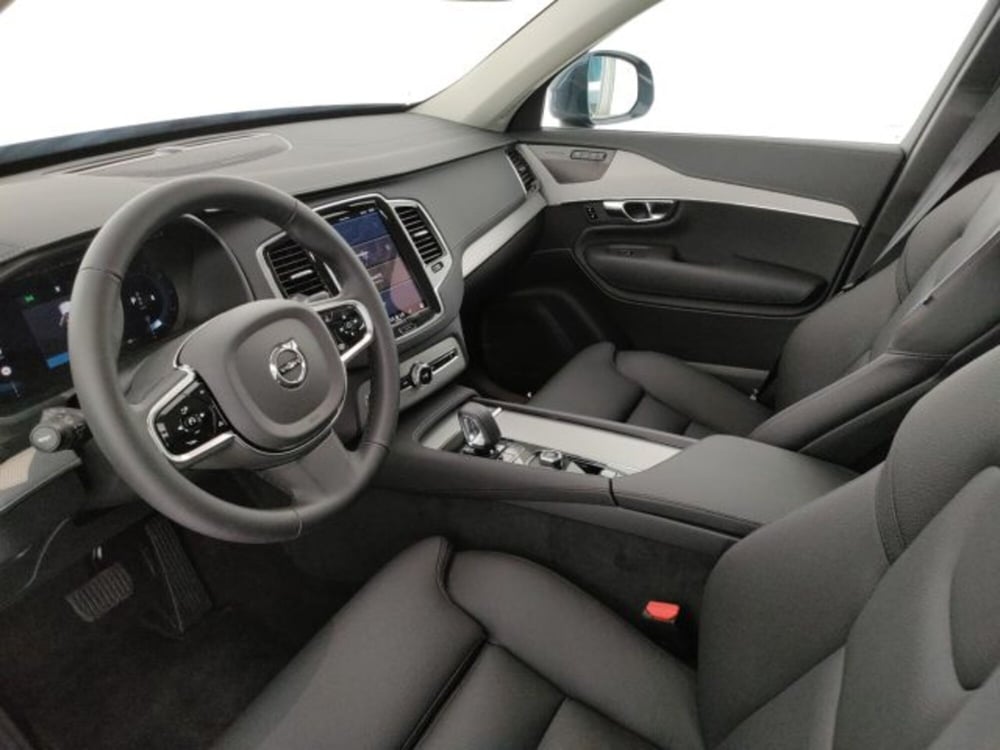Volvo XC90 nuova a Modena (8)