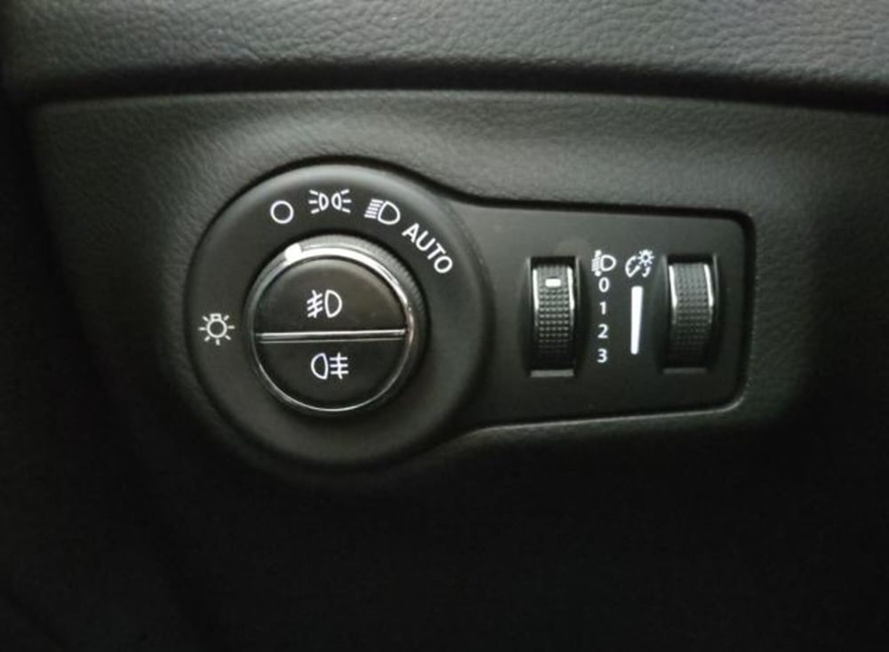 Jeep Compass usata a Modena (12)