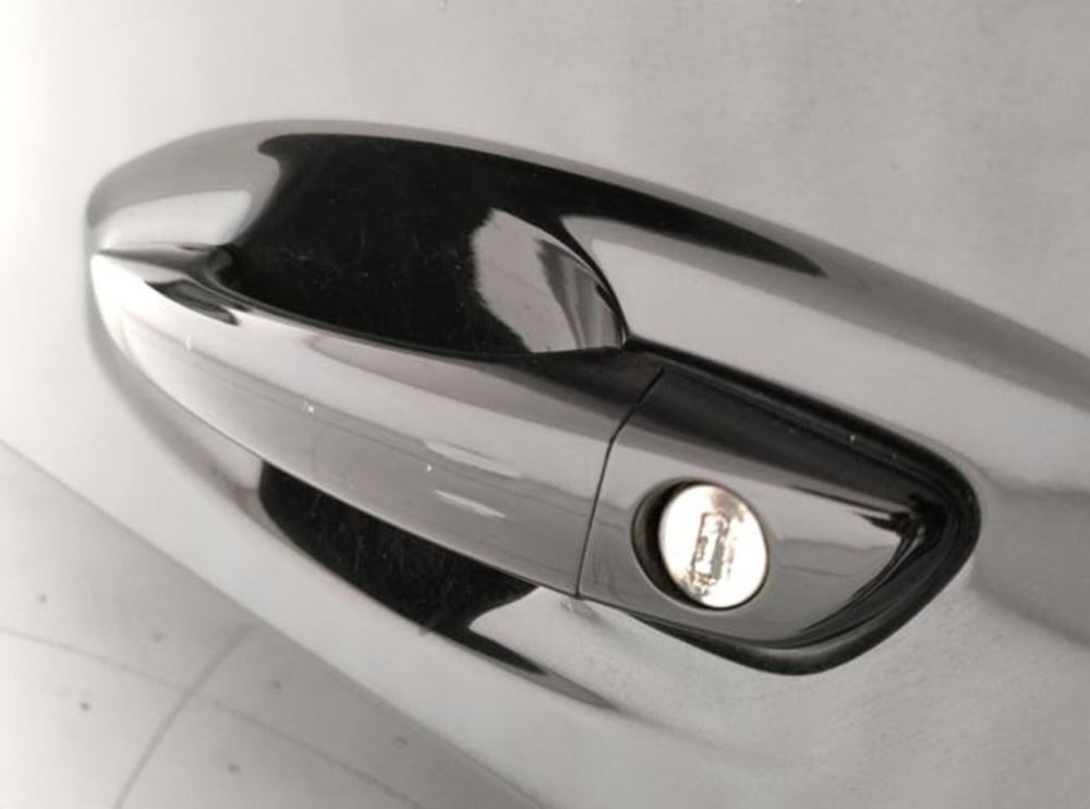 Peugeot 208 usata a Modena (10)