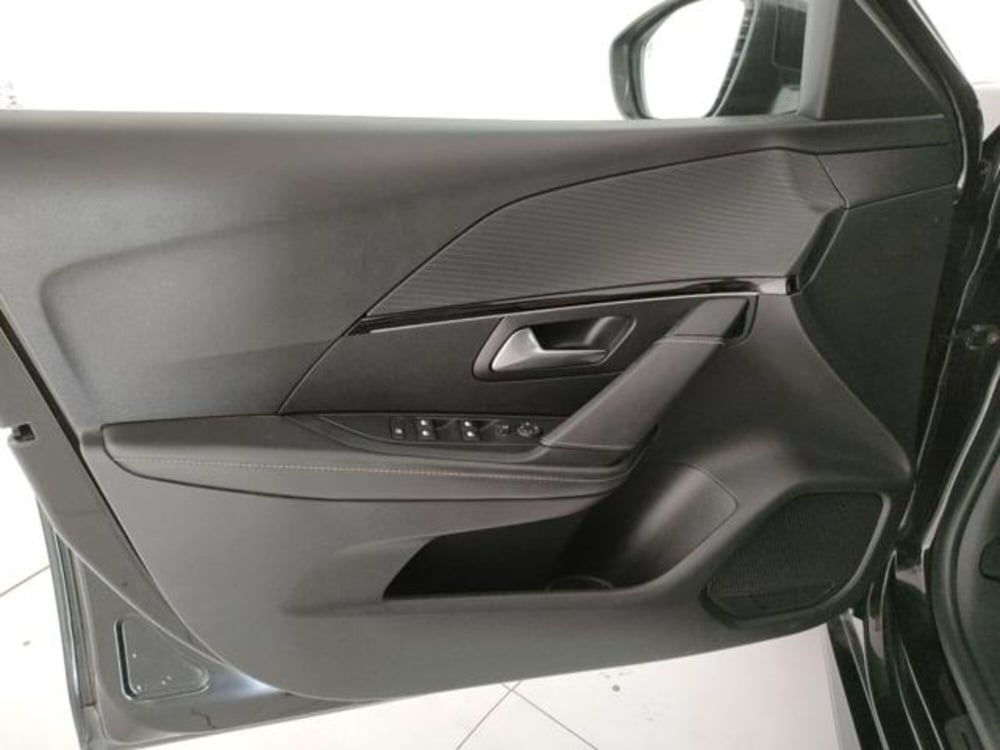 Peugeot 208 usata a Modena (11)