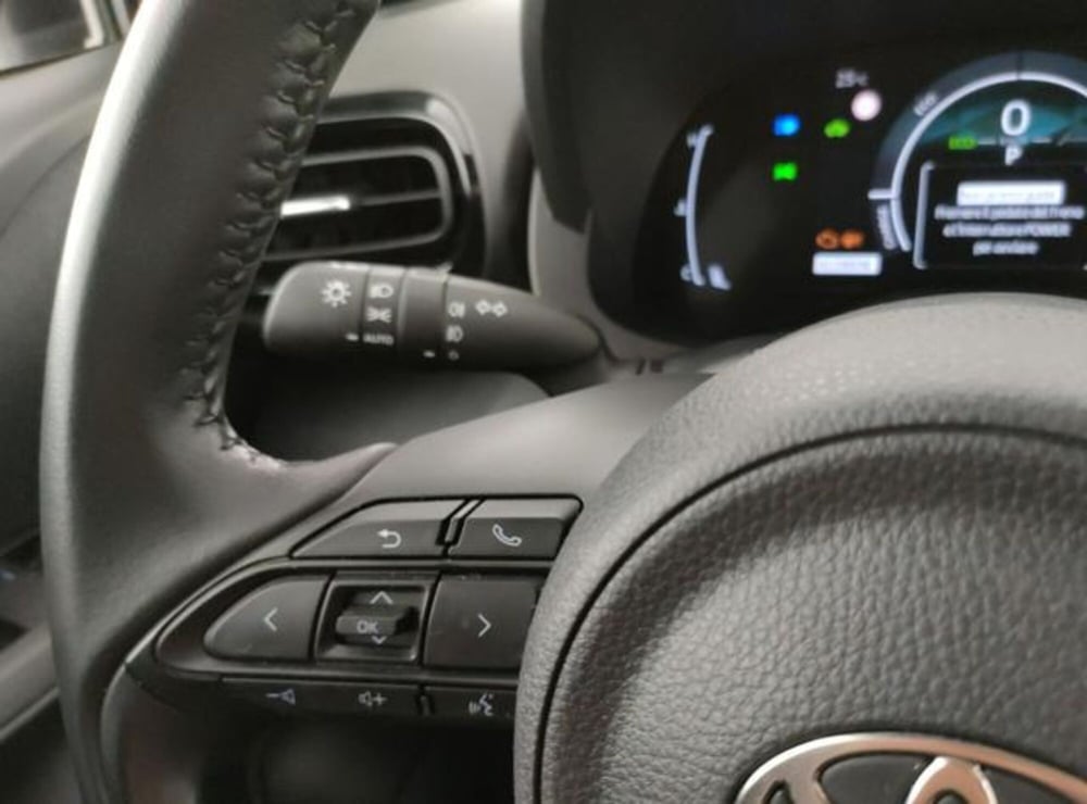 Toyota Yaris Cross usata a Modena (19)