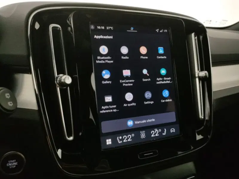 Volvo XC40 nuova a Modena (13)