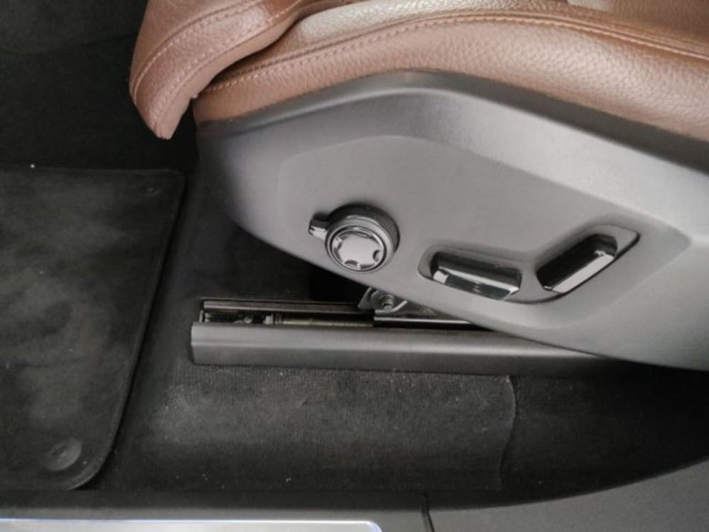 Volvo XC90 usata a Modena (12)