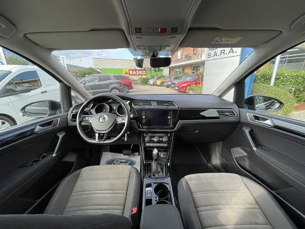 Volkswagen Touran usata a Torino (9)