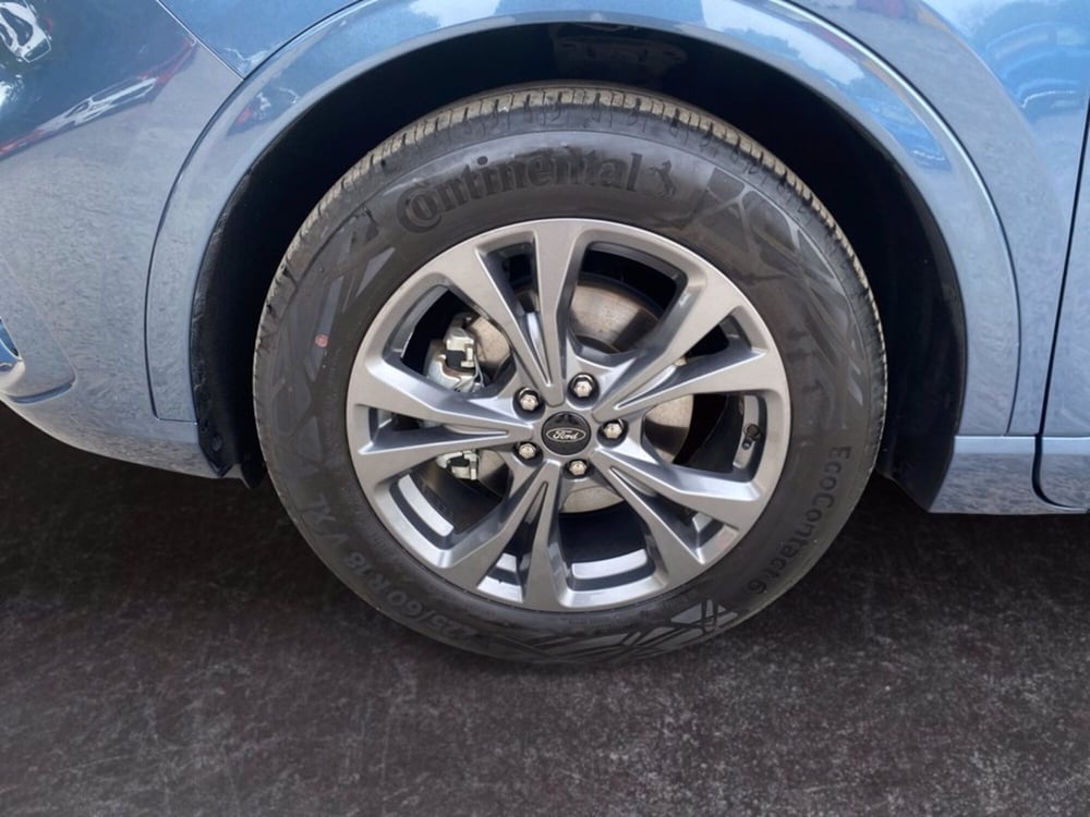 Ford Kuga usata a Milano (8)
