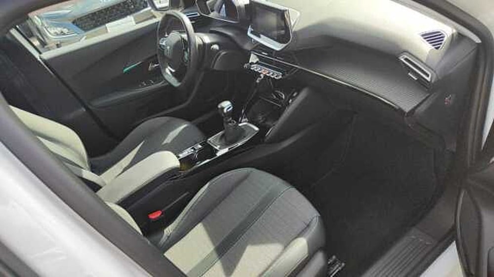 Peugeot 2008 usata a Firenze (11)