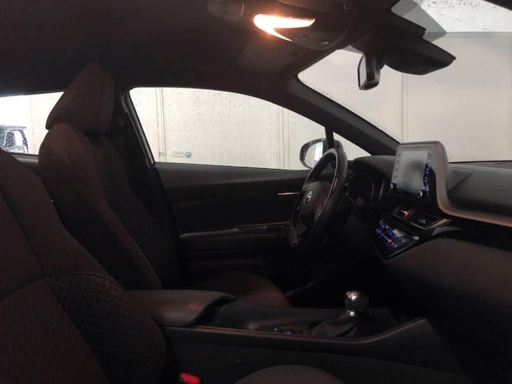 Toyota Toyota C-HR usata a Torino (7)