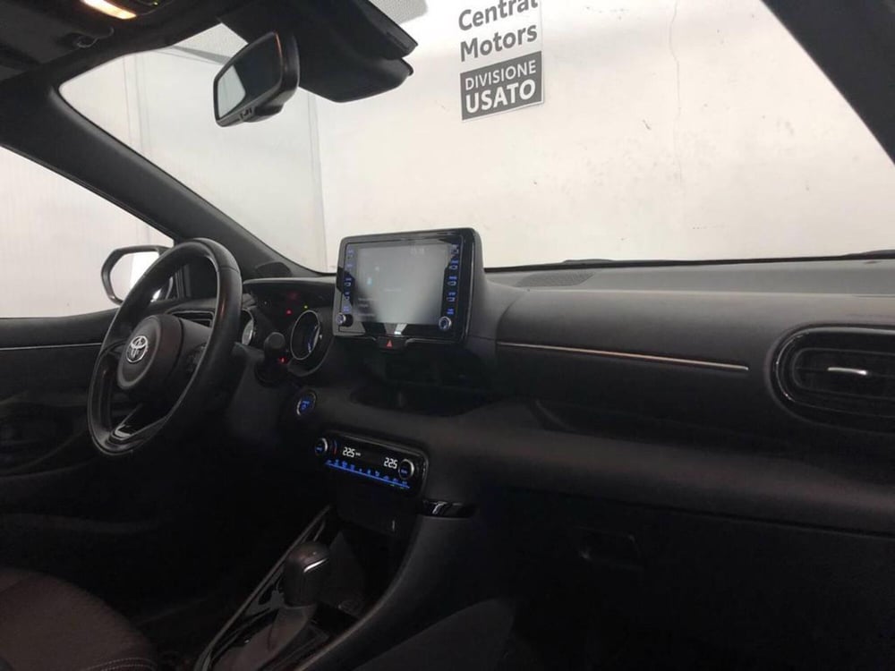 Toyota Yaris Cross usata a Torino (9)