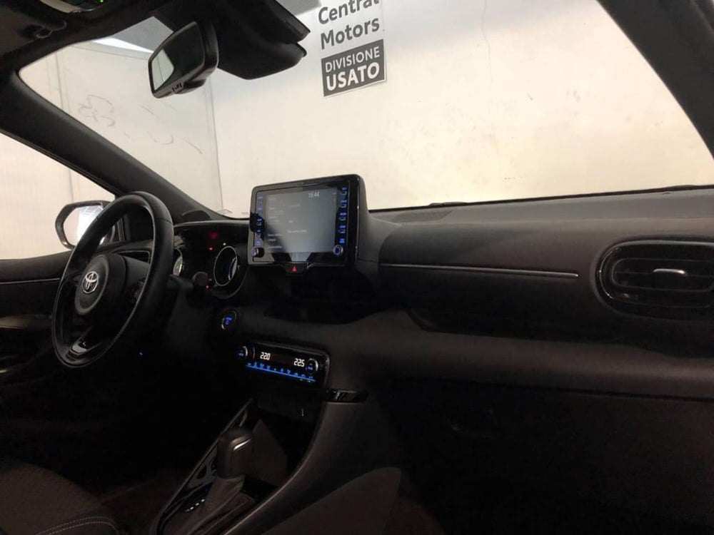 Toyota Yaris Cross usata a Torino (9)