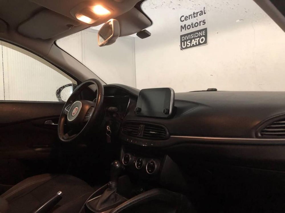 Fiat Tipo Station Wagon usata a Torino (9)