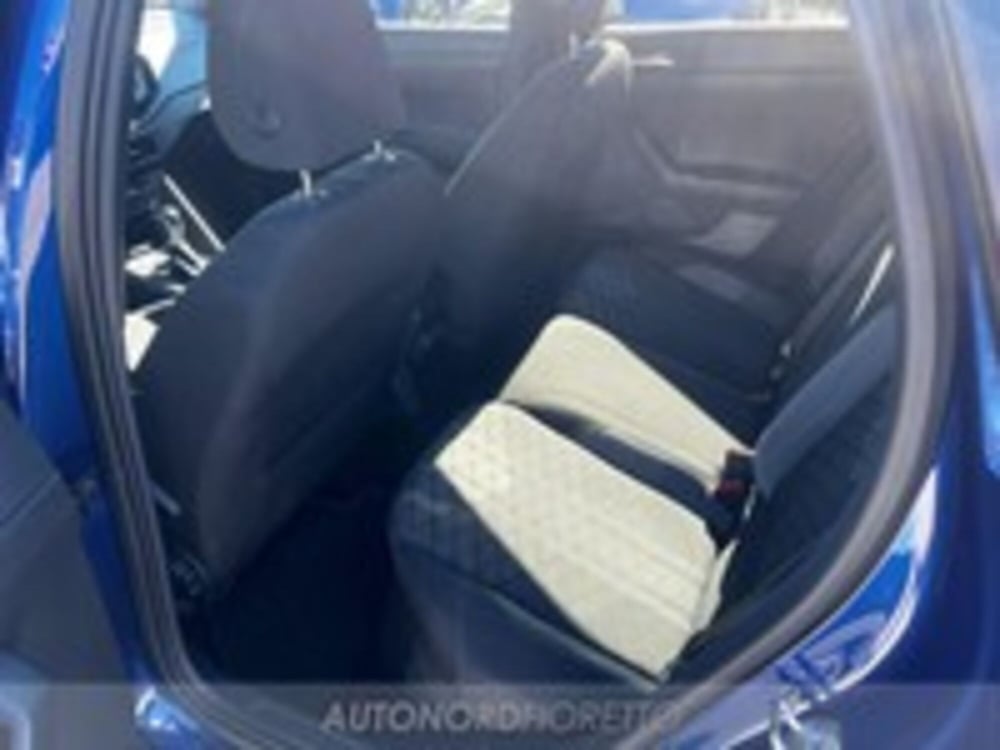 Volkswagen Taigo usata a Udine (11)