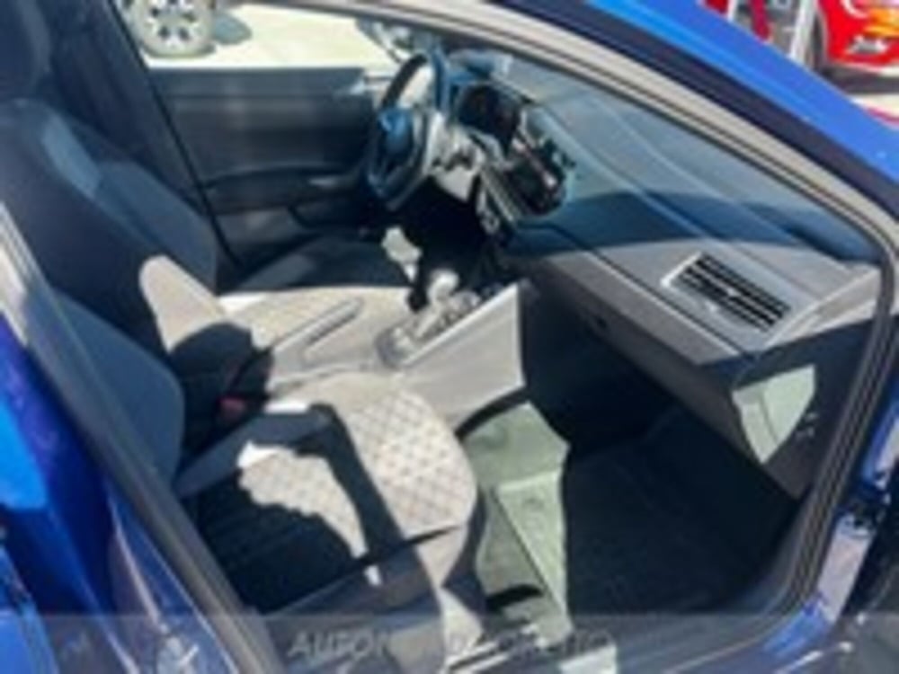 Volkswagen Taigo usata a Udine (13)