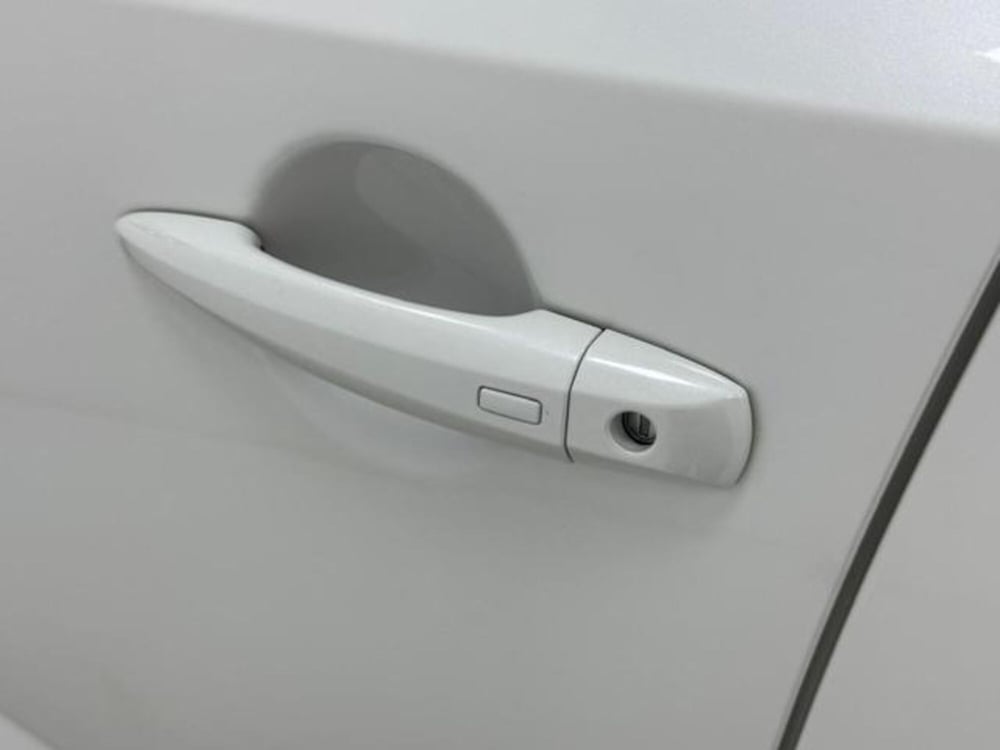 Nissan Qashqai usata a Como (10)