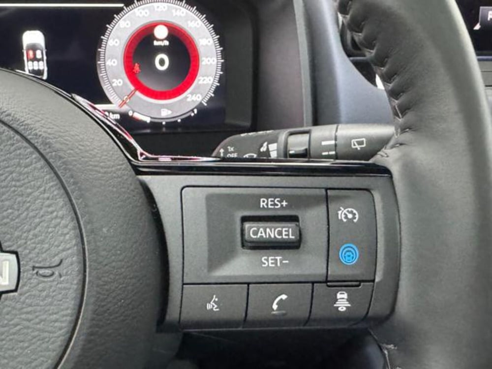 Nissan Qashqai usata a Como (12)