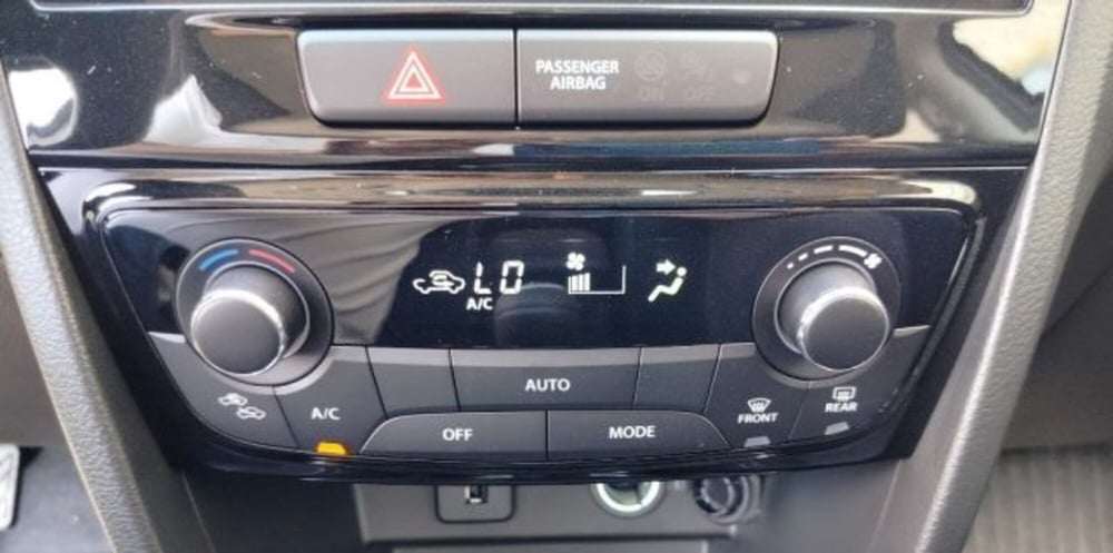 Suzuki Vitara nuova a Oristano (16)