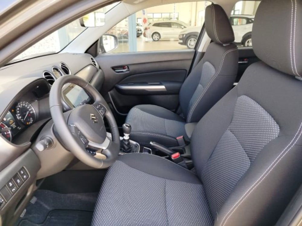 Suzuki Vitara nuova a Oristano (17)