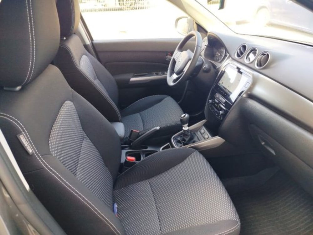 Suzuki Vitara nuova a Oristano (19)