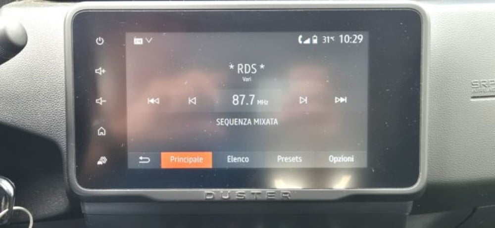 Dacia Duster usata a Oristano (19)