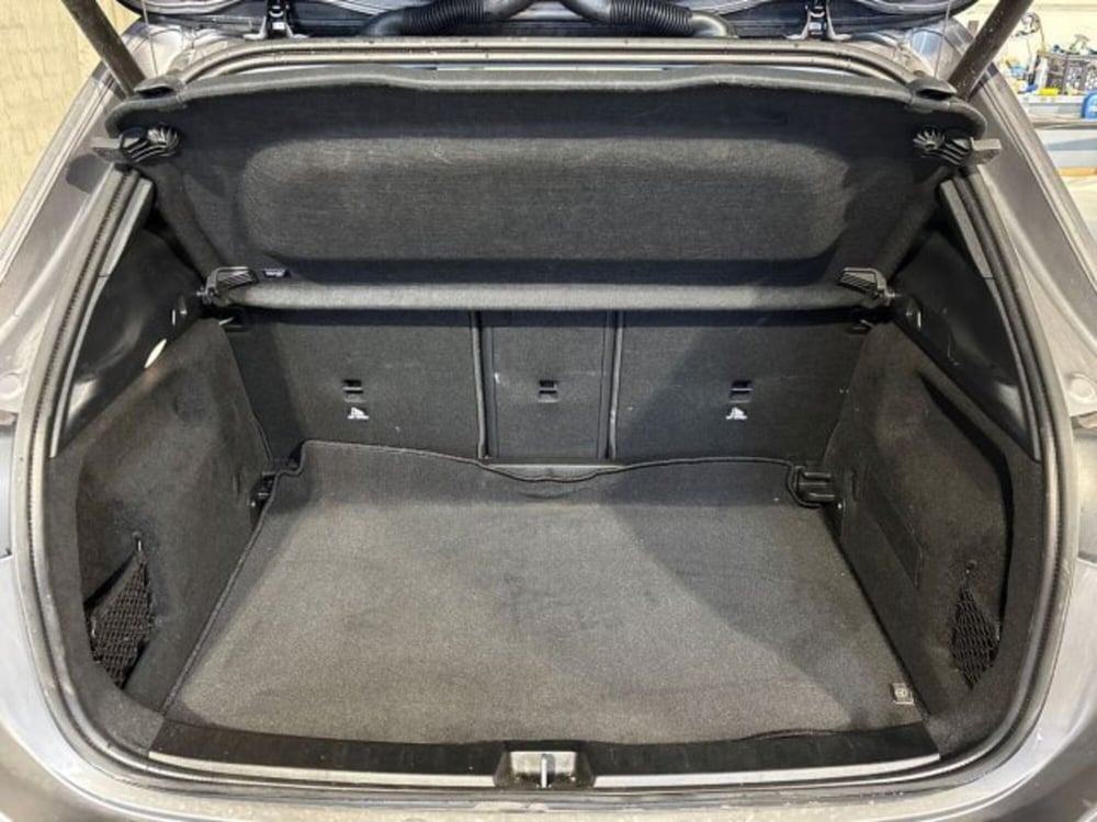 Mercedes-Benz GLA SUV usata a Bologna (8)