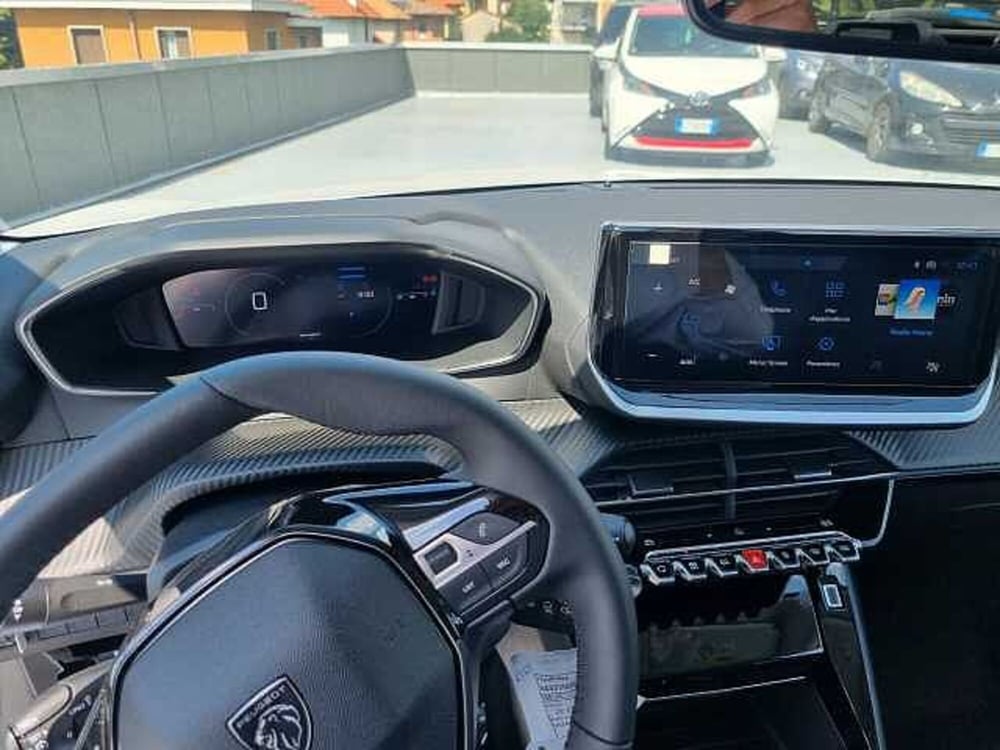 Peugeot 208 nuova a Varese (7)
