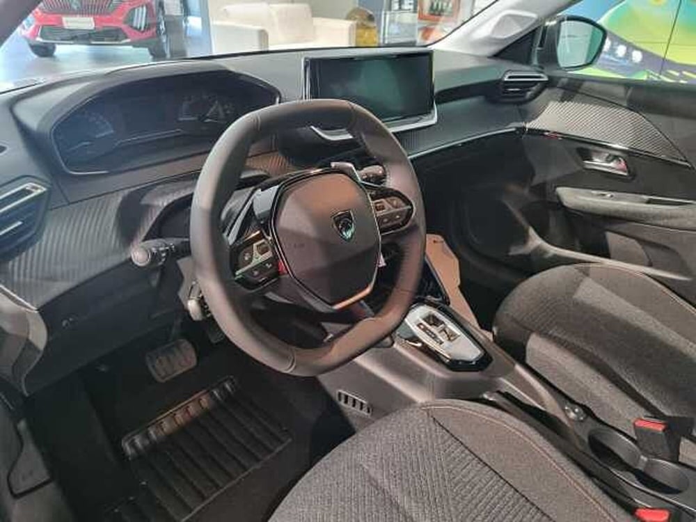 Peugeot 208 nuova a Varese (7)