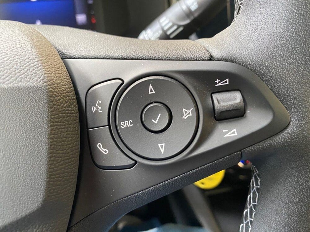 Opel Corsa nuova a Torino (13)