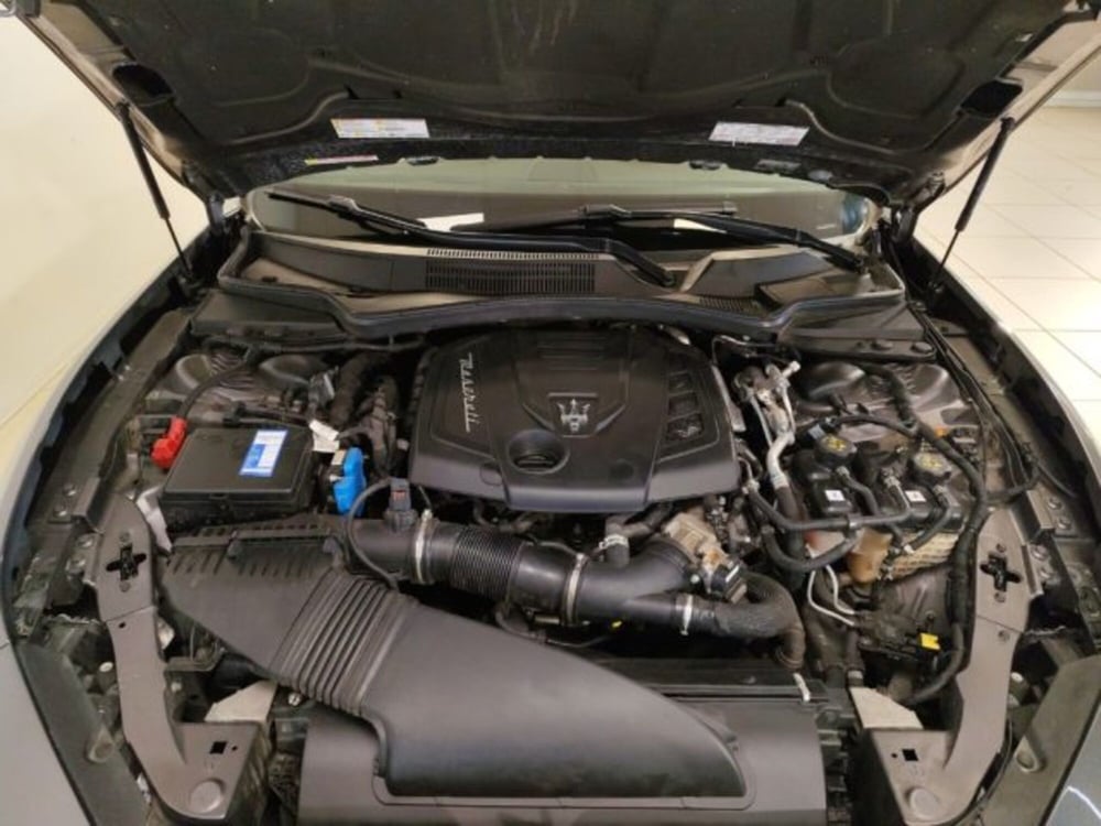Maserati Ghibli usata a Modena (15)