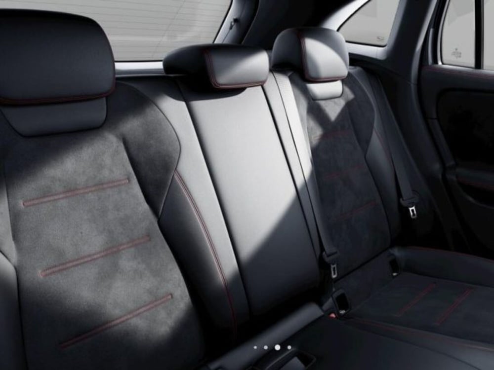 Mercedes-Benz GLA SUV nuova a Verona (6)